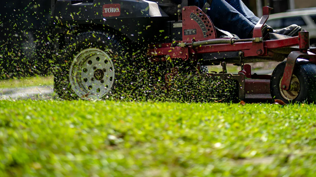 Key Features of Riding Lawn Mowers
